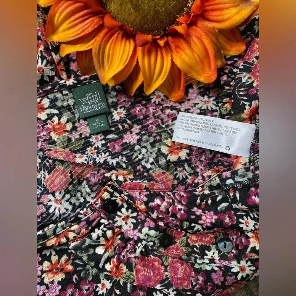 🌻5/$25🌻WILD FABLE Long Sleeved Floral Crop Top Blouse | MEDIUM |